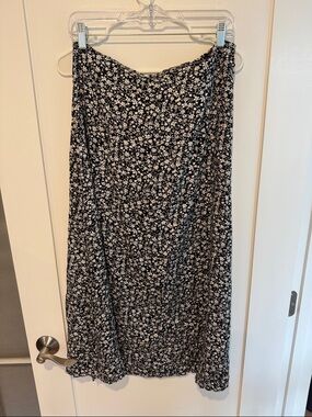 Black and White Floral Maxi Skirt